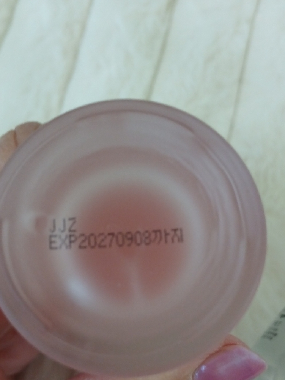 70+ Peach Niacin Serum & 7+ Rice Ceramide Hydrating Serum - Pink & Clear - Picture 3 of 6
